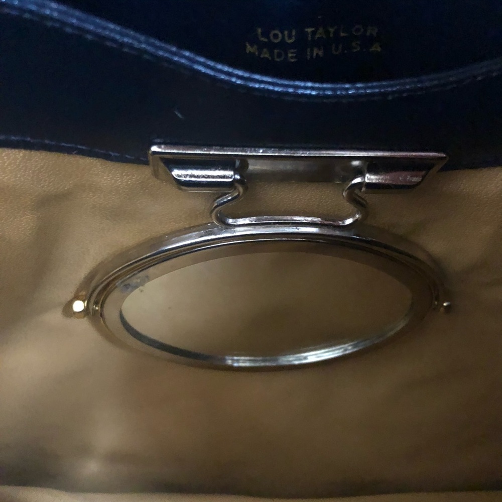 Lou Taylor Vintage Smooth Leather Shoulder Bag in Exquisite Condition. Deep Blue - Picture 9 of 16